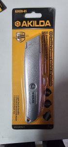 Cuchillo Cartonero Retractil De Aluminio Akilda
