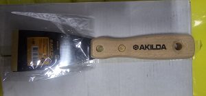 ESPATULA DE FIERRO CON MANGO MADERA 2" KAMASA