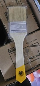 TN0876 BROCHA PARA BARNIZ CON MANGO MADERA 2" UYUSTOOLS